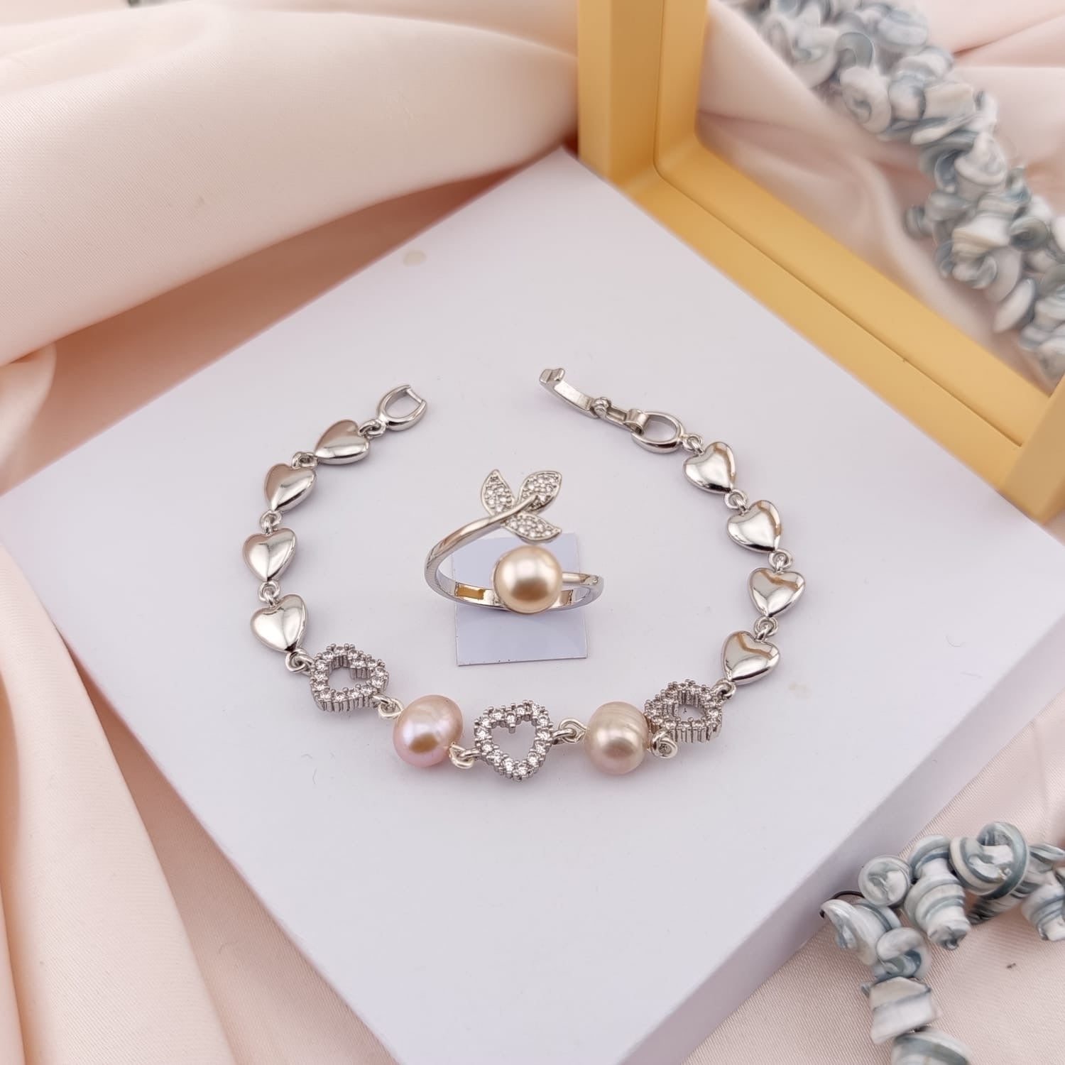 Set Perhiasan Seri B-009