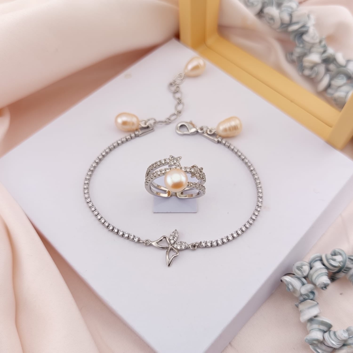 Set Perhiasan Seri B-016